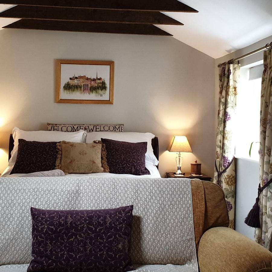 The Nest At Bramble Cottage Lacock Exterior foto